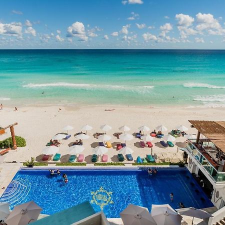 *Turquoise Escape- Beachfront Studio By Casa Paraiso* Cancun Bagian luar foto