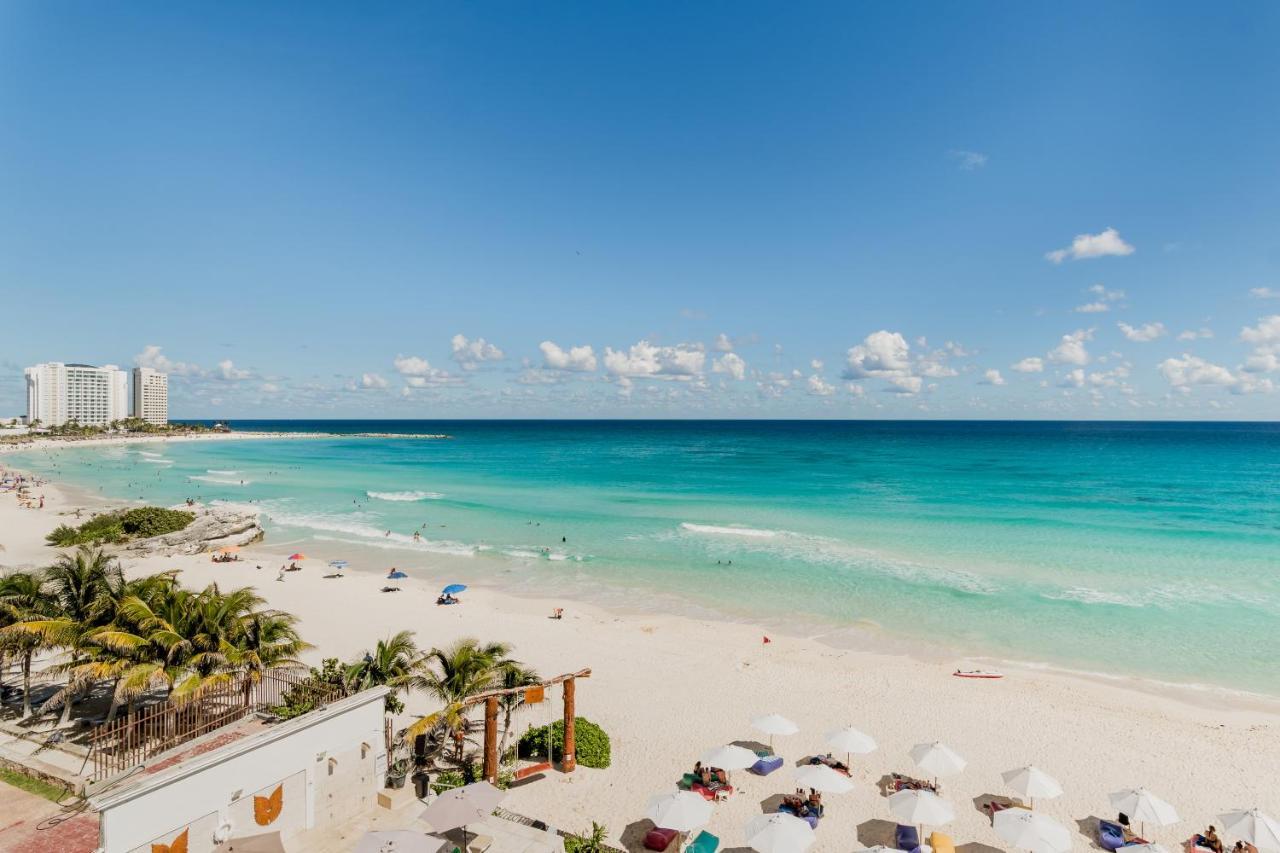 *Turquoise Escape- Beachfront Studio By Casa Paraiso* Cancun Bagian luar foto