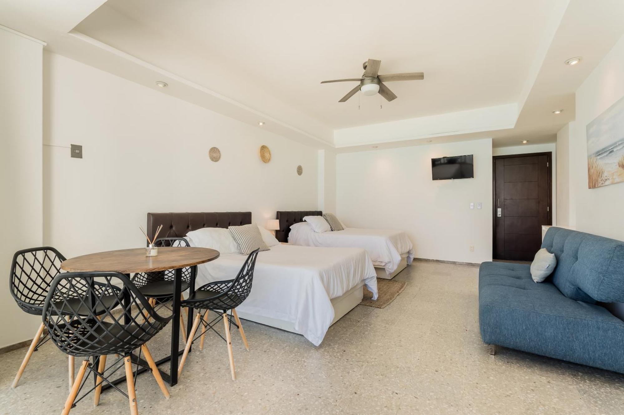 *Turquoise Escape- Beachfront Studio By Casa Paraiso* Cancun Bagian luar foto